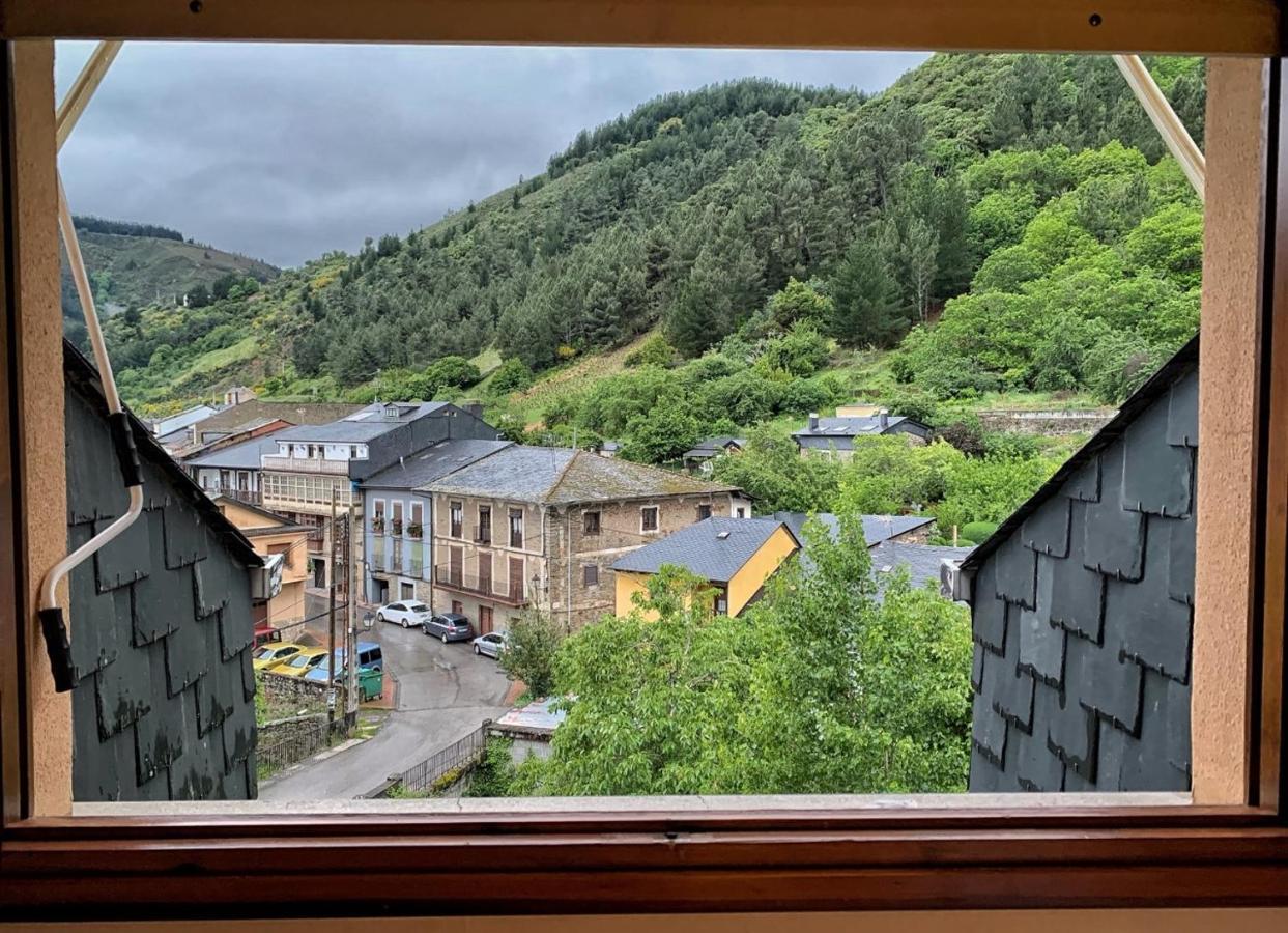 Hostal Restaurante Méndez Villafranca Del Bierzo Extérieur photo