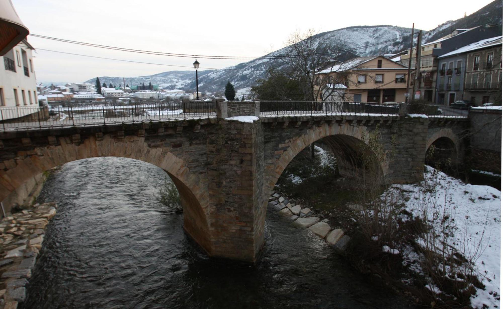 Hostal Restaurante Méndez Villafranca Del Bierzo Extérieur photo
